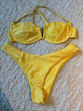 SHEIN Yellow Speckled Underwire Bikini Set